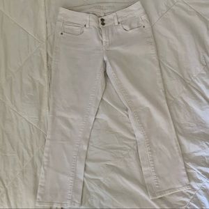 American Eagle White Jeans